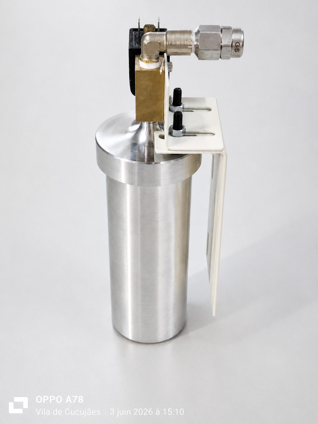 Diffuseur de gaz lacrymogène CS filaire 100 ml 450 m3 dissimulable