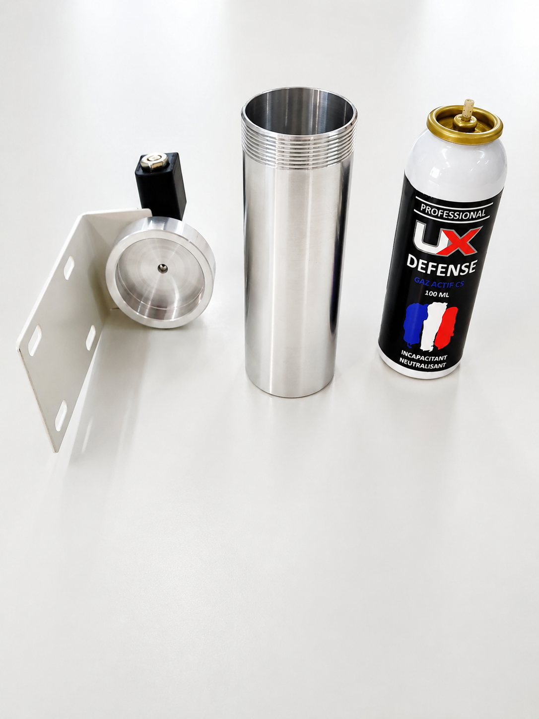 Diffuseur de gaz lacrymogène CS filaire 100 ml 450 m3 dissimulable
