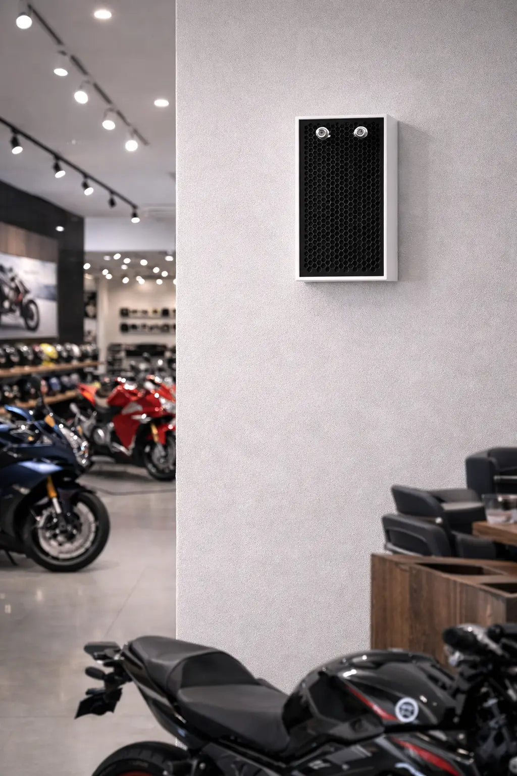 Diffuseur de brouillard de gaz lacrymogène filaire IGAZ PRO 600 double gazeuse de 100 ML boitier métal blanc - contact sec - compatible AJAX Qualiforce